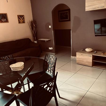 Brown Apartment Сан Ремо Екстериор снимка