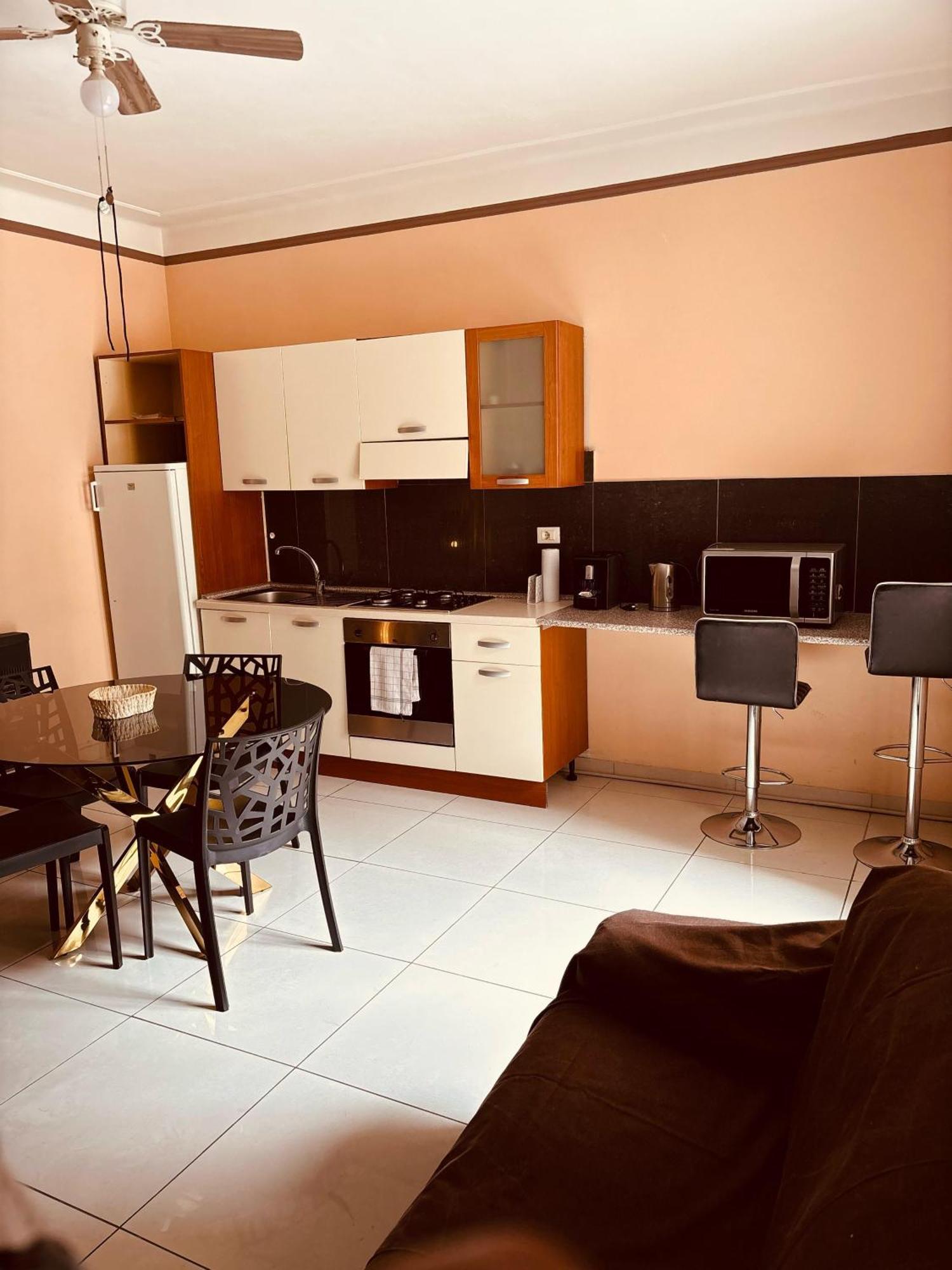 Brown Apartment Сан Ремо Екстериор снимка