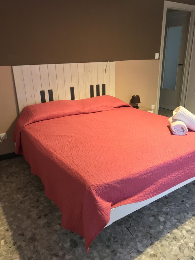 Brown Apartment Сан Ремо Екстериор снимка